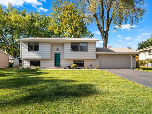 7501 James Ave N, Brooklyn Park, MN 55444