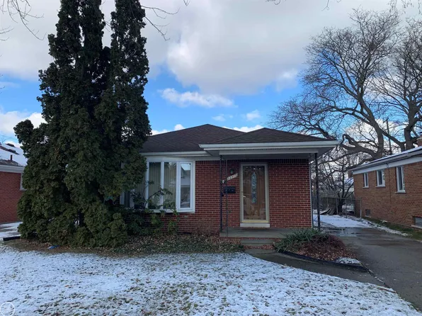 22717 Millenbach St, Saint Clair Shores, MI 48081