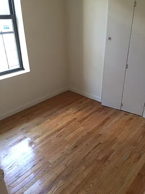 Rented by PMG Real Estate  | media 13