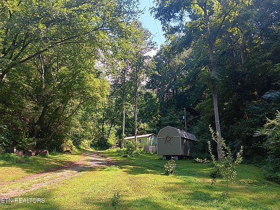 2nd image of 158/168 County Road 484
