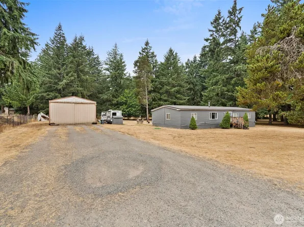 19121 Elderberry Street SW, Rochester, WA 98579