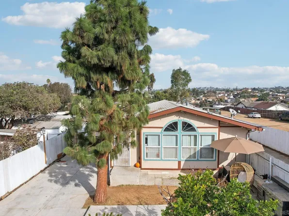 2869-71 Ridgeway Dr, National City, CA 91950