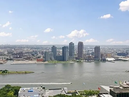 Rented by Corcoran | media 70