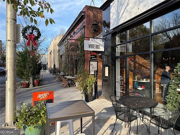 5th image of 1989 N Ridgeway Rd NE