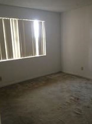3rd image of 2050 N Congress Ave APT L406