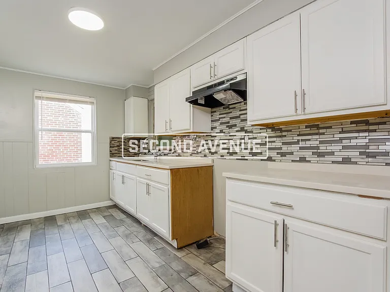206 Escalon St — Photo 3