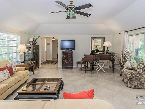 5th image of 320 Gulf Shore Blvd S #2189