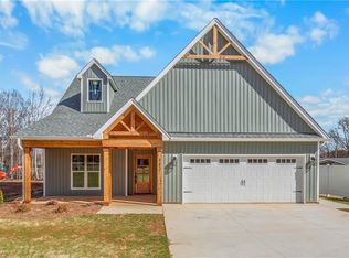 3427 Transou Rd, Pfafftown, NC 27040