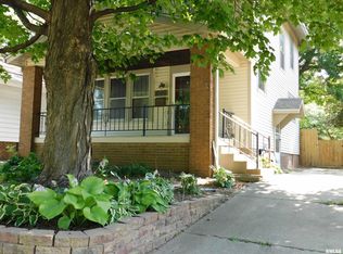 1916 N 5th St, Springfield, IL 62702