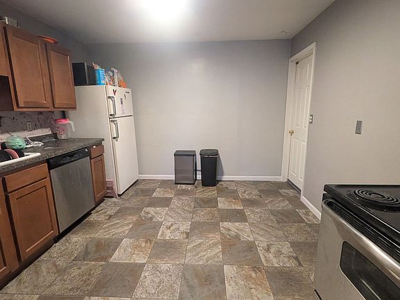 4th image of 1809 N Glenwood Ave #1809