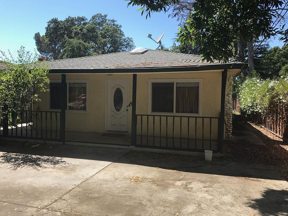 1st image of 822 Los Robles Ave