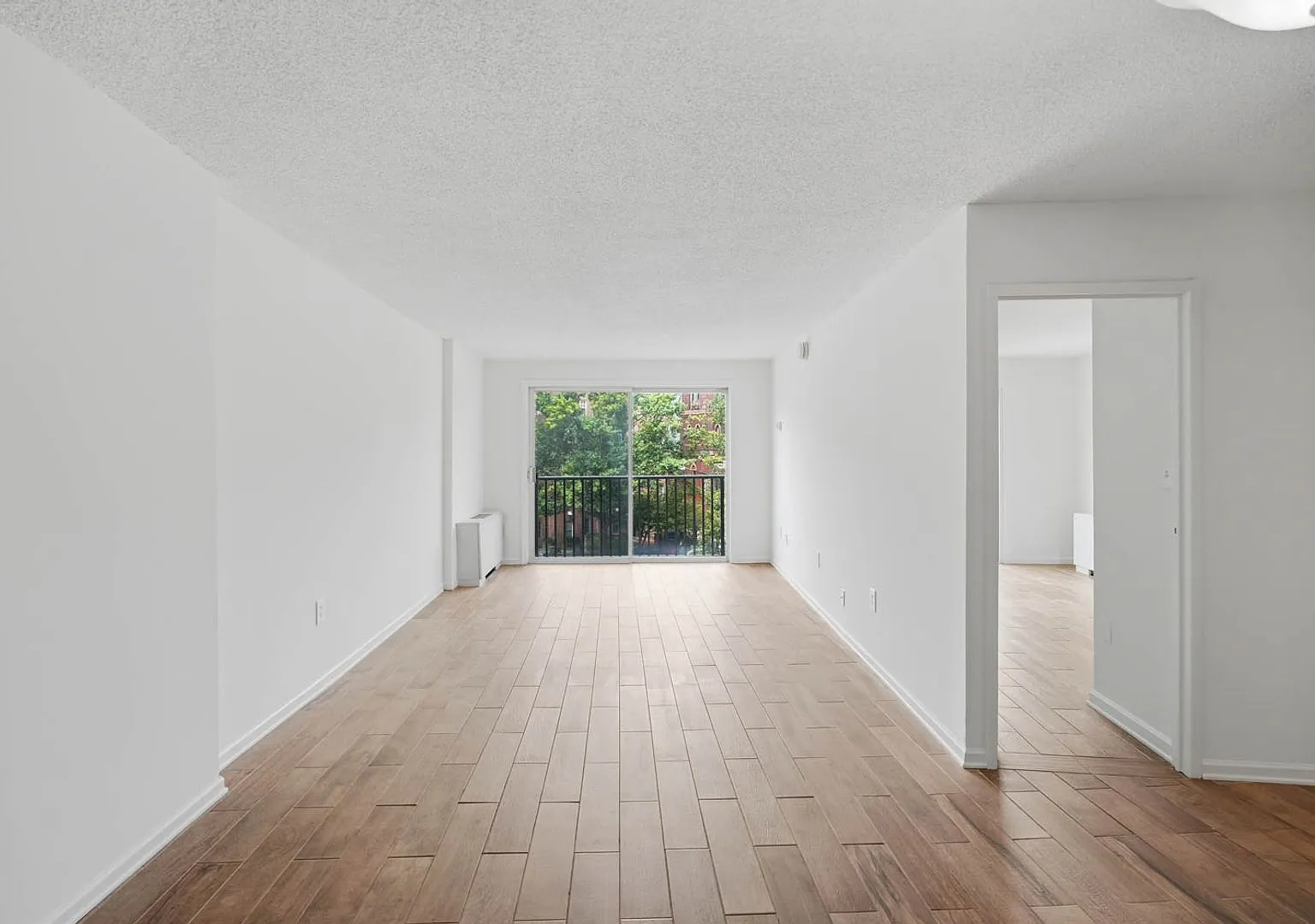 Logan Circle Condo | 1 Bed | 1 Bath | 600 Sf | 2 Juliet Balconies — Photo 2