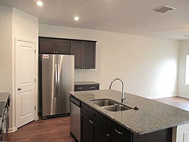 8179 Coral Vine Ct — Photo 3