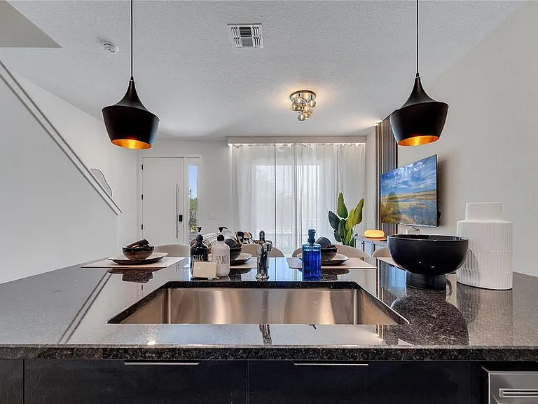 3205 Energy Dr — Photo 16