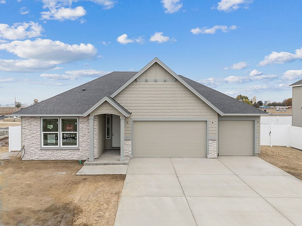 842 K ST NE by Aho Construction