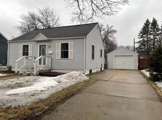 704 13th Ave SW, Austin, MN 55912