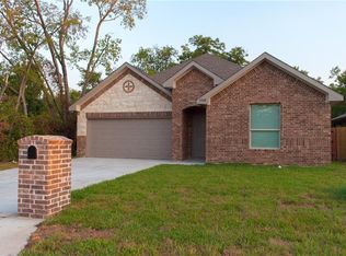 4926 Chapman St, Fort Worth, TX 76105