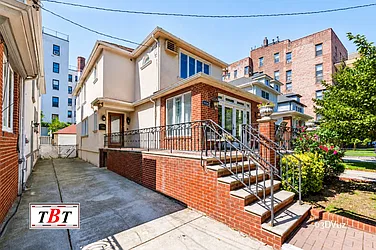 1534 East 27th Street