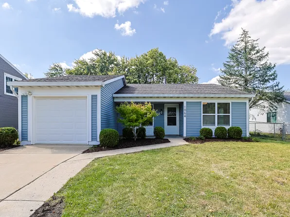 1064 Crestwood Ln, Bolingbrook, IL 60440