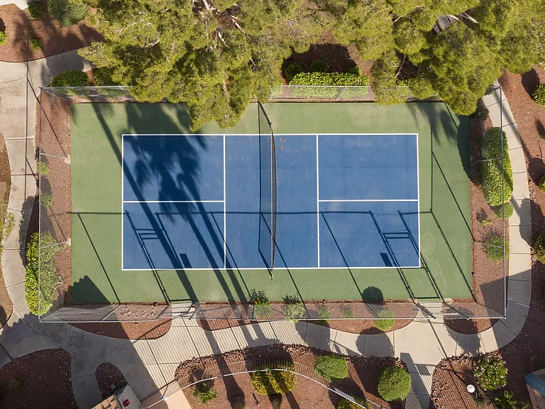 Ventana Canyon Apartments — Photo 41