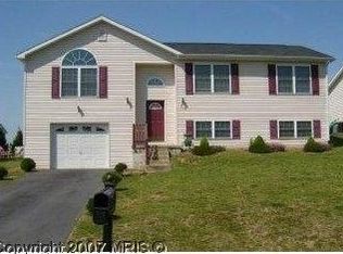 53 Planet Ct, Martinsburg, WV 25404