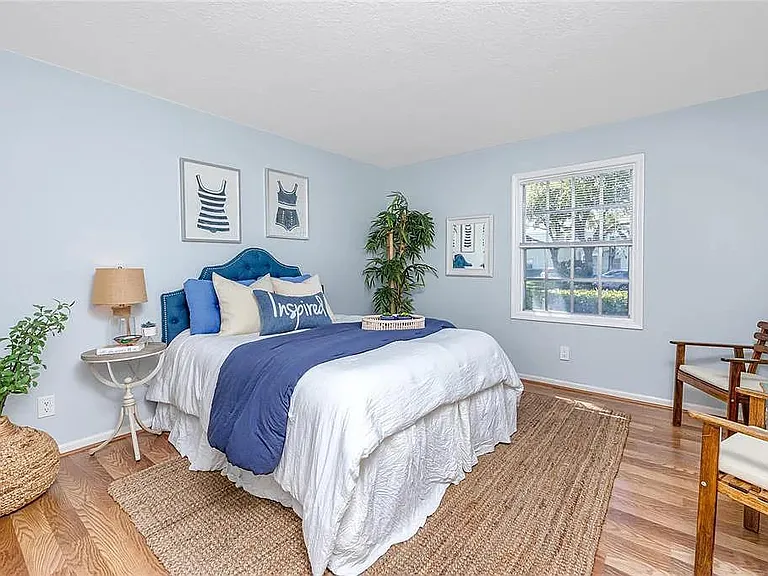 5231 Beach Dr SE #B — Photo 11