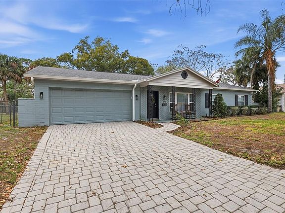 3rd image of 1291 Oxford Rd