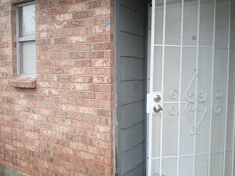 10700 Roger Dr #1 — Photo 8