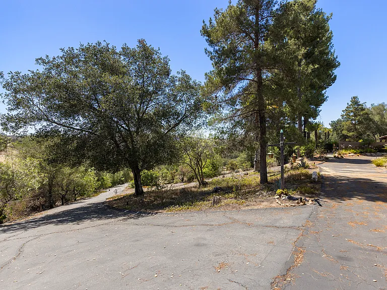 29036 Miller Rd — Photo 9