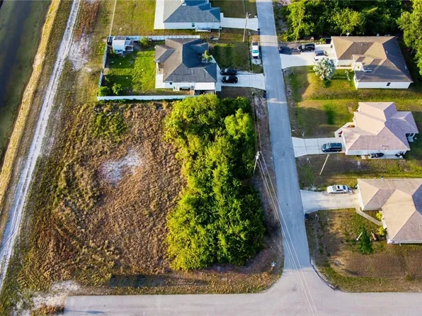 1610 Loraine Ave S, Lehigh Acres, FL 33976