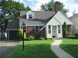 14-04 Plymouth Dr, Fair Lawn, NJ 07410