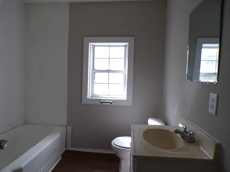 407 S Park Rd SW — Photo 4