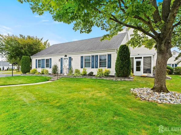 591 Troy Way #C, Monroe Township, NJ 08831