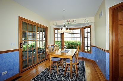 5th image of 2480 Bainbridge Blvd