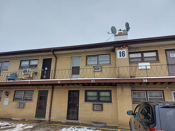 2nd image of 16 King Arthur Ct APT 16