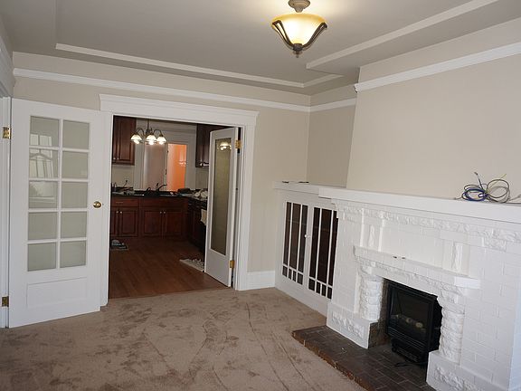 5th image of 904 Cortland Ave