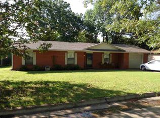 909 Brookside Dr, Durant, OK 74701
