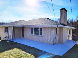 146 Vance Station Rd, Washington, PA 15301
