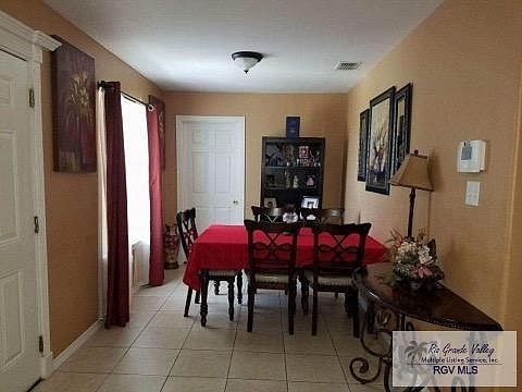 2nd image of 422 Avenida Del Sol