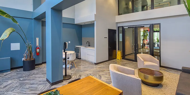 Rented by Bouklis Group | media 17