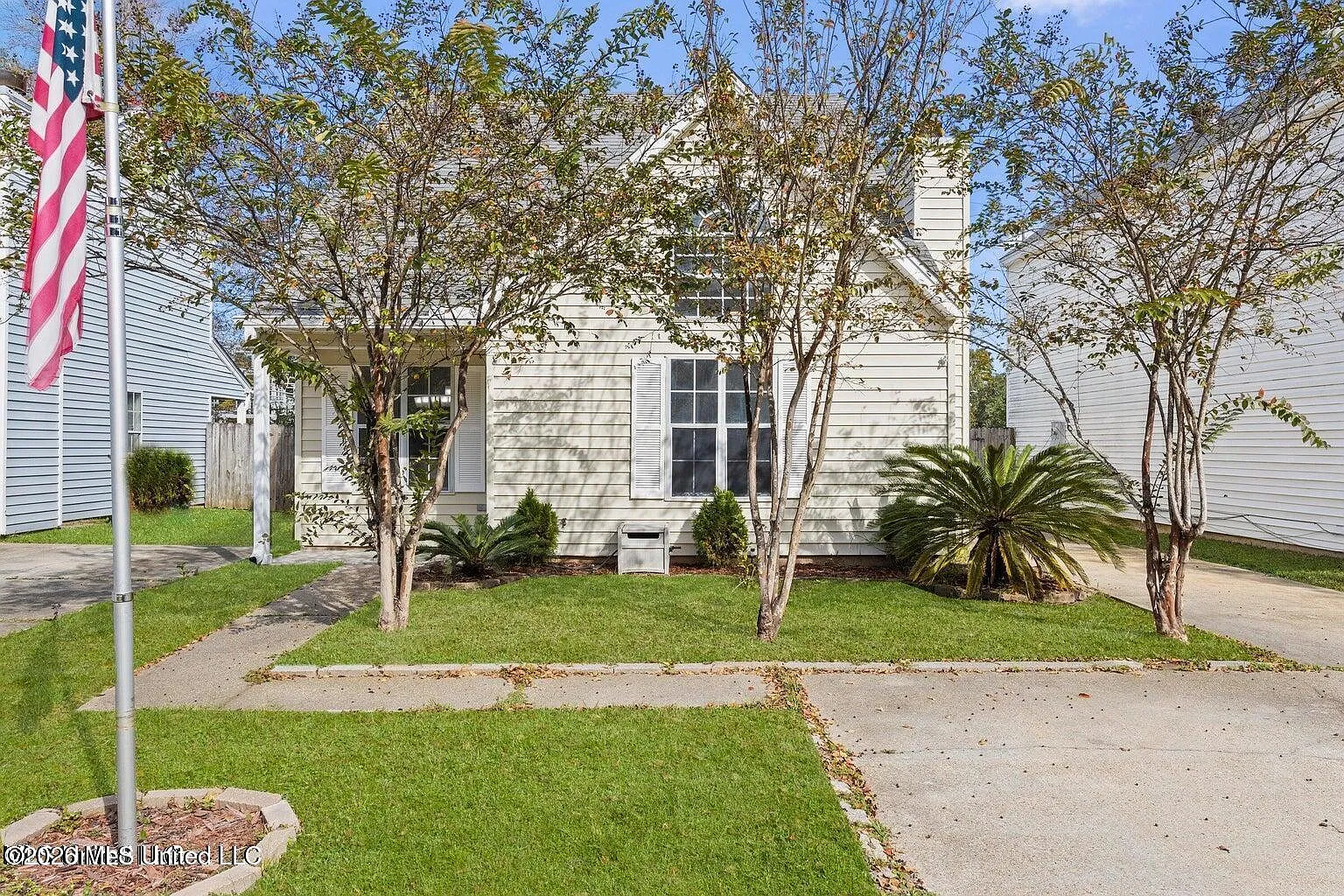 3 bed, 2.0 bath, 1568 sqft, $1,700 — Photo 1