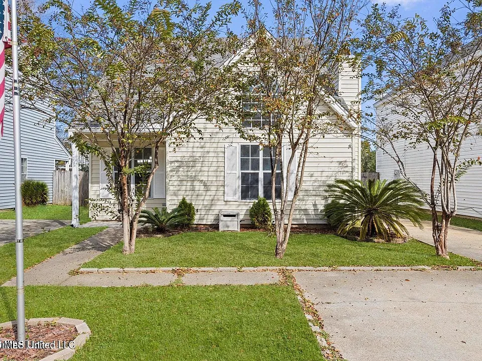 1706 James Buchanan Dr