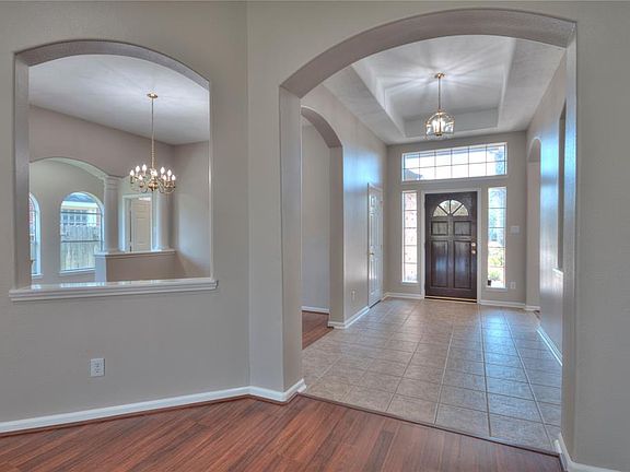 3rd image of 403 Elder Grove Ct