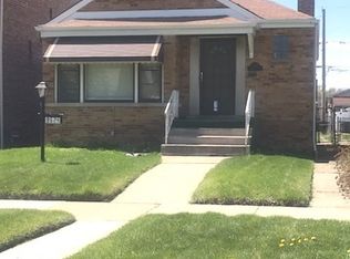 8624 S Prairie Ave, Chicago, IL 60619