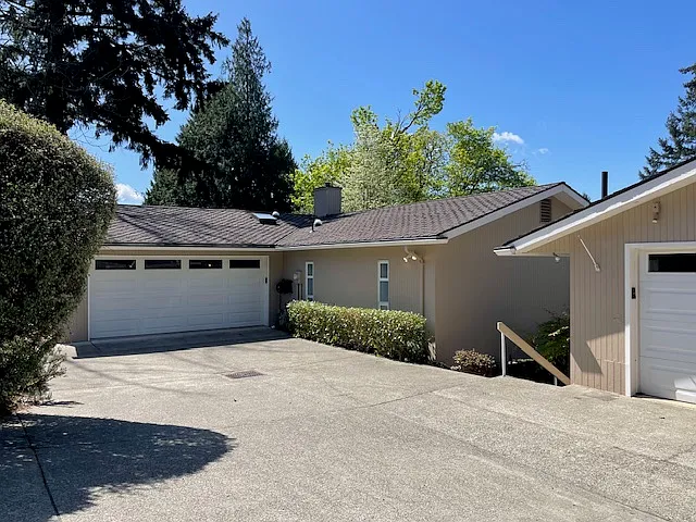 4701 1/2 84th Ave SE — Photo 2