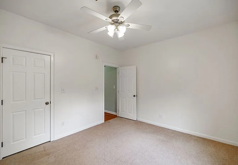 350 Wood Lake Dr #24 — Photo 11