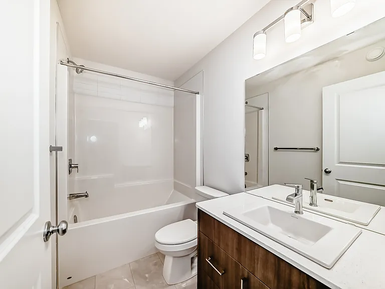 142 Chappelle Dr SW — Photo 17