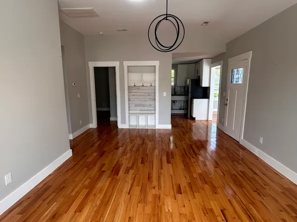 2832A Dodson St, Durham, NC 27703