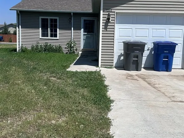 1205 White Water Ave, Cody, WY 82414