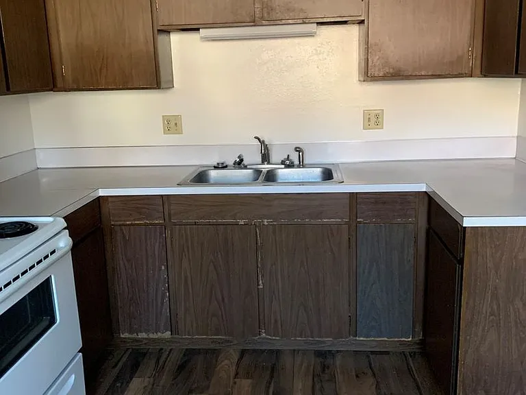 2490 Nile St — Photo 5